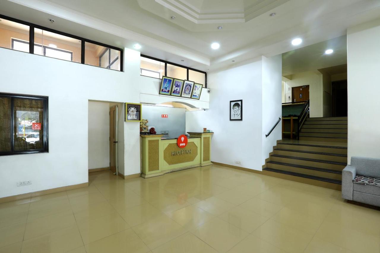 Saish Hotel Shirdi Exterior foto